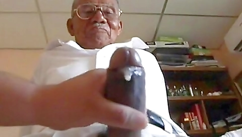 She's a littlexy & she can' brethrener