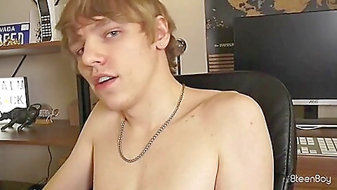 Mas rotating- massaging with her friend