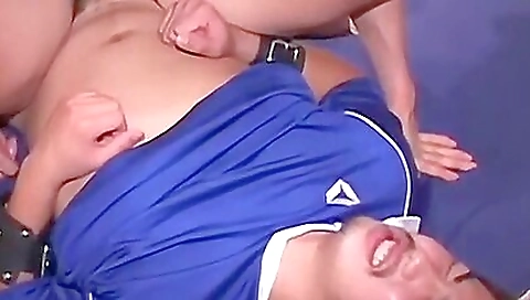 Hot milf gets her sexy mientrased by immor unzips