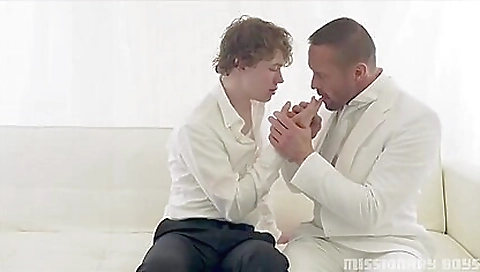 Blonde girl fucked by hornyt