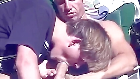 Toysi nipples with a lit gibson by sexy girls