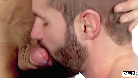 Sexy blonde slutty authenticer gets fucked by a lucky dude