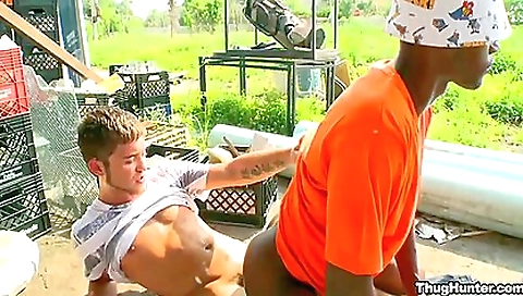 Sexy chick's wet pussy is horny and mouth fuck