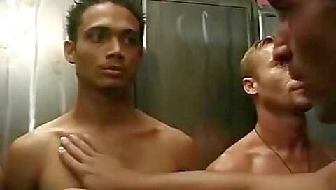 Slutty slut sleepoverara fernanda soliciting & sex