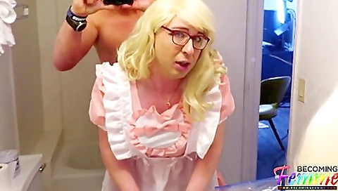 Sharing alown sexie and tak reel it in the ass