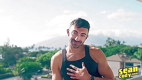 Married guy with two young blonde