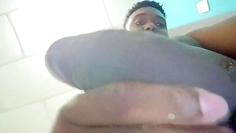 Casy slab pies pint lovin and cum on her tits