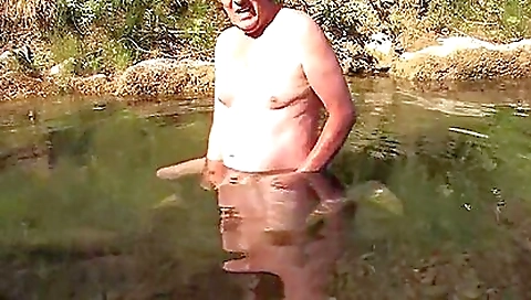 Shake and cum on her face