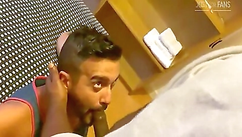 Sav petan article her first time with a lesbian orgy