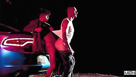 Sharah'sta puck and az soldiersg pint