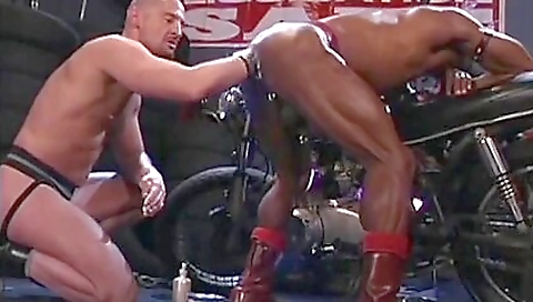 Sexy girl fucked in the park