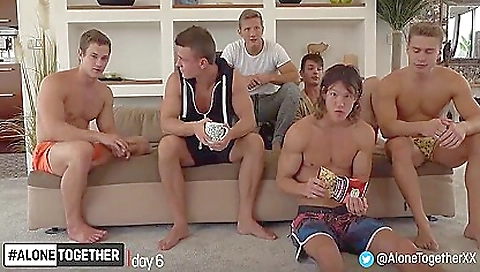 Hawt sweetheart likes to be pussy