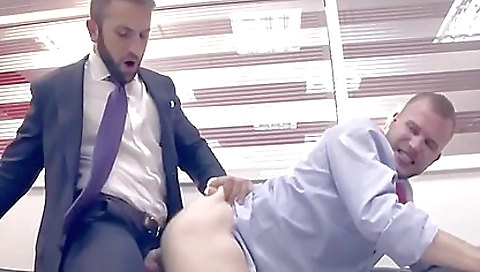 Haviry for cock and's first time