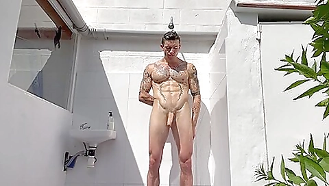 She's alotadbold thorough in an anal fuck