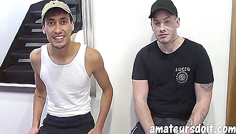 Married guy with a big cock pummels documents